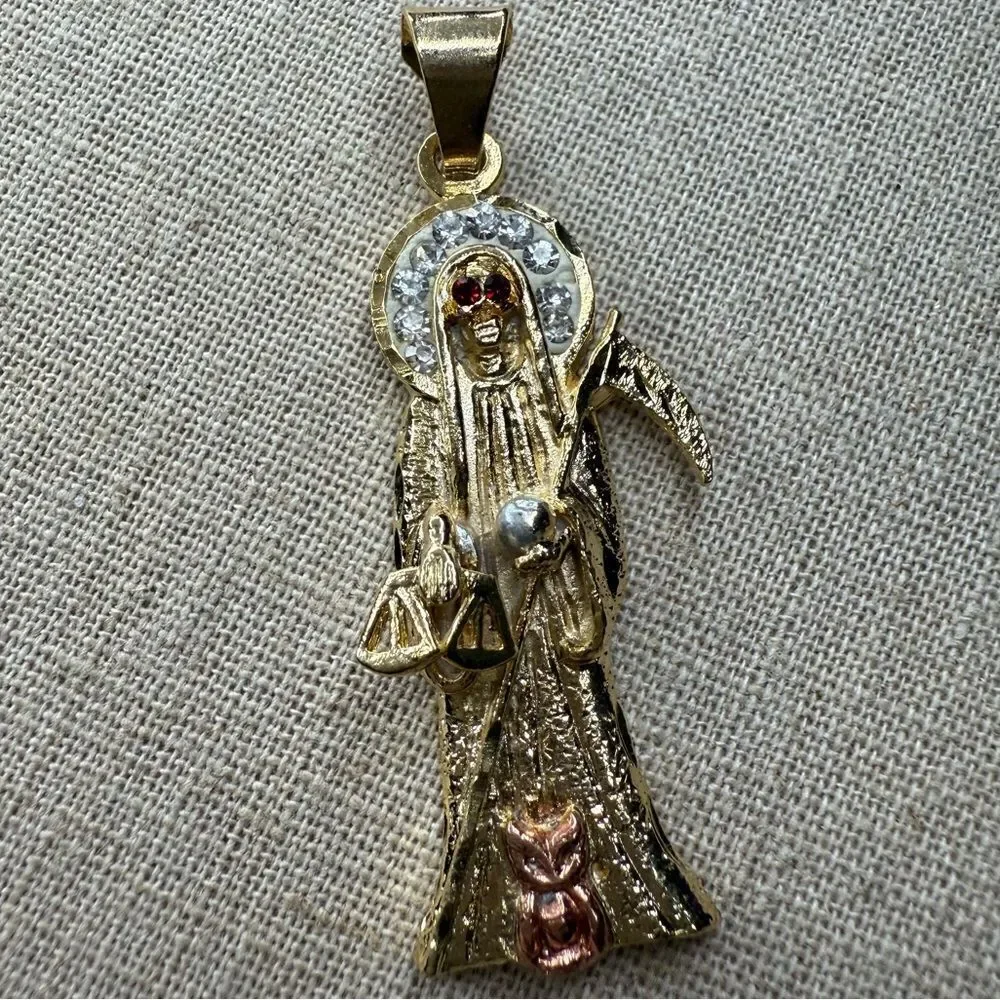 GOLD-PLATED SANTA MUERTE PENDANT (STEEL BASE)